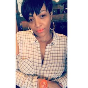 Meet your Posher, Janella